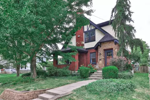 3225 Beredith Pl, Cincinnati, OH 45213