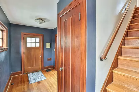 3225 Beredith Pl, Cincinnati, OH 45213 photo 4