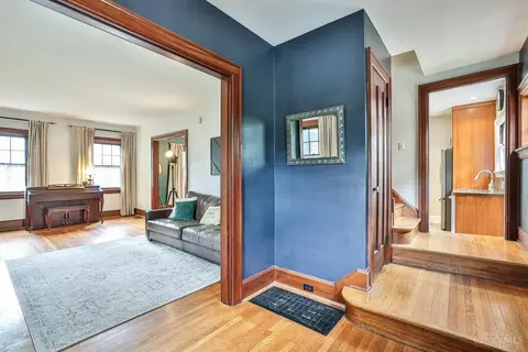 3225 Beredith Pl, Cincinnati, OH 45213 photo 3
