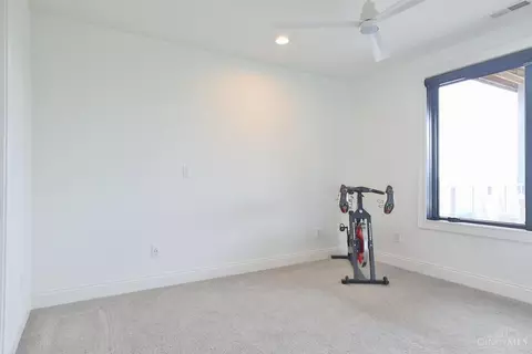 Bedroom - 337 Oregon St, Cincinnati, OH 45202 photo 4 of 4