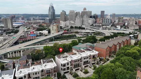 View/Area - 337 Oregon St, Cincinnati, OH 45202 photo 1 of 12
