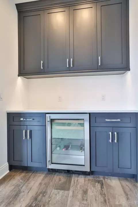 Kitchen - 337 Oregon St, Cincinnati, OH 45202 photo 6 of 6