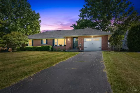 272 Virginia Cir, Wilmington, OH 45177