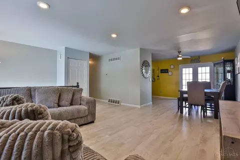 12173 Westerly Dr, Cincinnati, OH 45231 photo 7