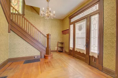 1009 Sunset Ave, Cincinnati, OH 45205 photo 6