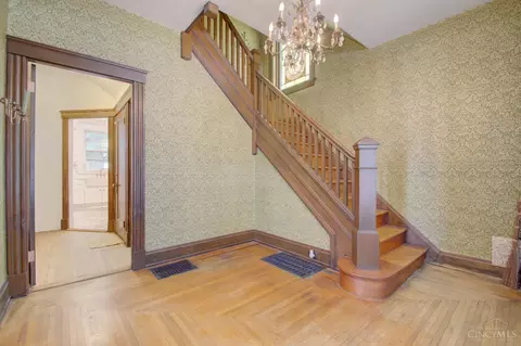 1009 Sunset Ave, Cincinnati, OH 45205 photo 5