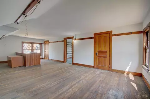 1009 Sunset Ave, Cincinnati, OH 45205 photo 24