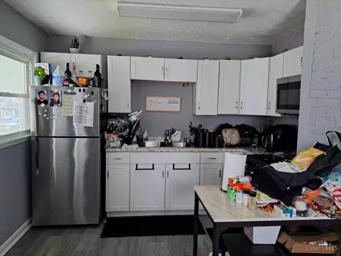 Kitchen - 2556 Ring Pl, Cincinnati, OH 45204 photo 1 of 2