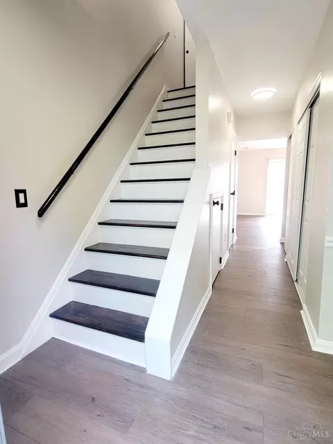 Entry Way - 1163 Witt Rd #302, Cincinnati, OH 45255 photo 1 of 9