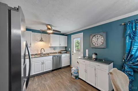 Kitchen - 1844 Lewiston Ct, Forest Park, OH 45240 photo 2 of 2