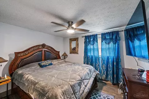 Bedroom - 1844 Lewiston Ct, Forest Park, OH 45240 photo 1 of 3