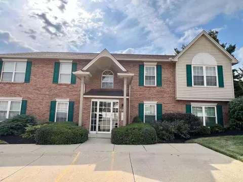 8792 Carrousel Park Cir #148, Colerain Twp, OH 45251