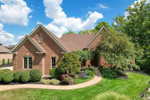 5028 Stone Lake Dr, Hamilton Township, OH 45039