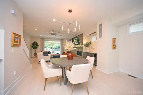 Dining - 423 Stanley Ave, Cincinnati, OH 45226 photo 1 of 4
