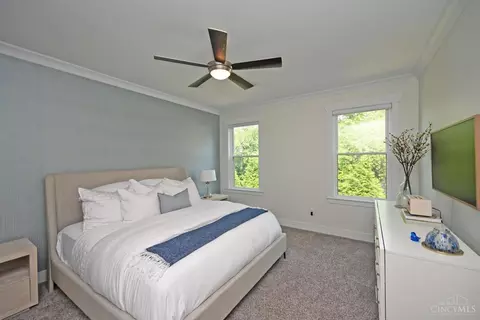 Bedroom - 423 Stanley Ave, Cincinnati, OH 45226 photo 1 of 5