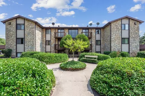 4070 Independence Dr #3G, Cincinnati, OH 45255