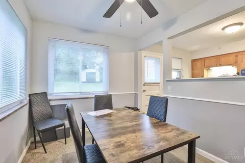 246 Ridgeway Rd, Cincinnati, OH 45216 photo 8