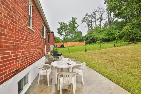 246 Ridgeway Rd, Cincinnati, OH 45216 photo 19