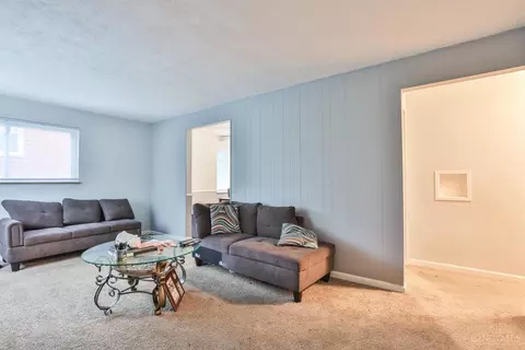 246 Ridgeway Rd, Cincinnati, OH 45216 photo 5