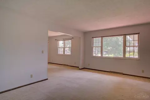 Living - 2121 Bolser Dr, Reading, OH 45215 photo 2 of 5