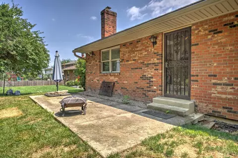Exterior - 2121 Bolser Dr, Reading, OH 45215 photo 2 of 2