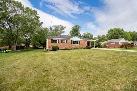 Exterior - 210 Furbee Dr, Mason, OH 45040 photo 6 of 8