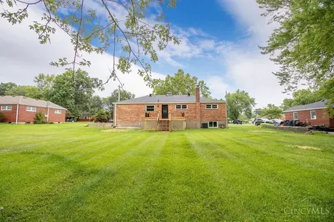 Exterior - 210 Furbee Dr, Mason, OH 45040 photo 1 of 8