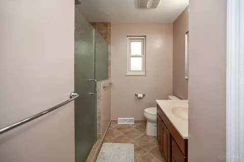 500 Wesley Dr, Cincinnati, OH 45244 photo 28