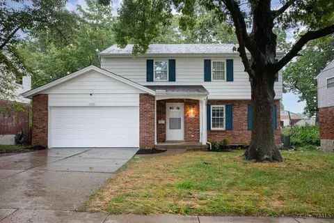 1444 Evencrest Dr, Mount Healthy, OH 45231