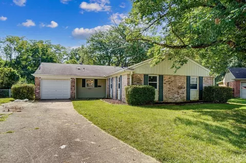11472 Ivyrock Ct, Forest Park, OH 45240