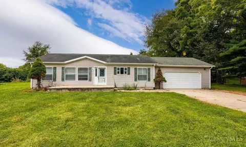 6731 Neanover Rd, Somerville, OH 45064