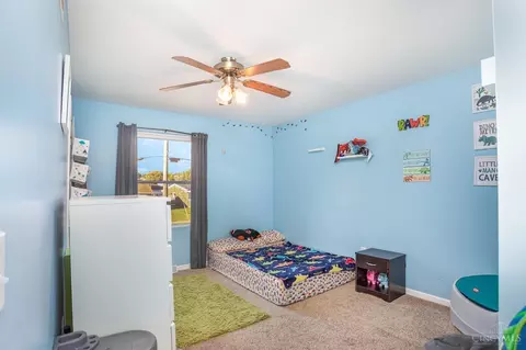 Bedroom - 216 Sunset Ave, Harrison, OH 45030 photo 3 of 3