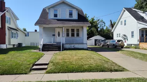 4245 Clifford Rd, Deer Park, OH 45236