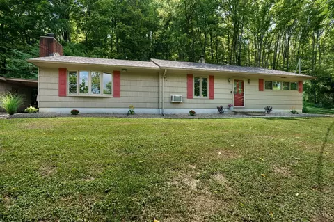 6611 Dry Ridge Rd, Colerain Twp, OH 45252