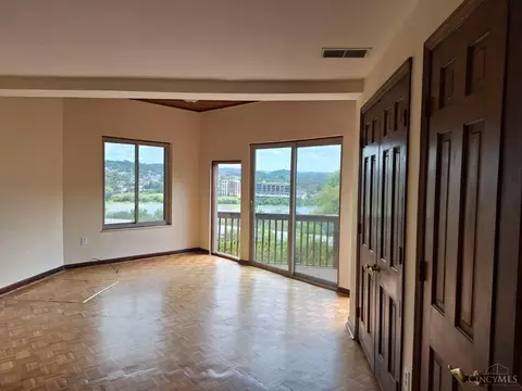 1005 Hill St #B, Cincinnati, OH 45202 photo 9