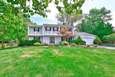 9999 Walnutridge Ct, Cincinnati, OH 45242
