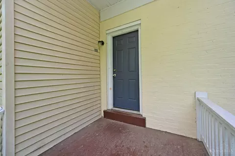 Exterior - 2804 Shaffer Ave, Cincinnati, OH 45211 photo 4 of 10