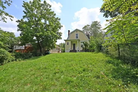 Exterior - 2804 Shaffer Ave, Cincinnati, OH 45211 photo 8 of 10