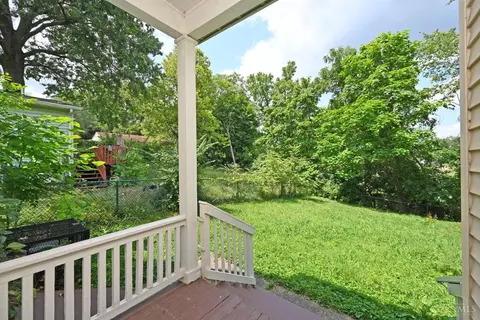 Exterior - 2804 Shaffer Ave, Cincinnati, OH 45211 photo 5 of 10