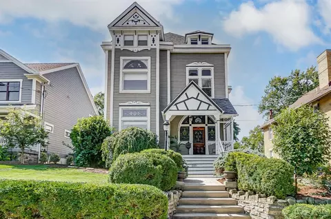 589 Terrace Ave, Cincinnati, OH 45220