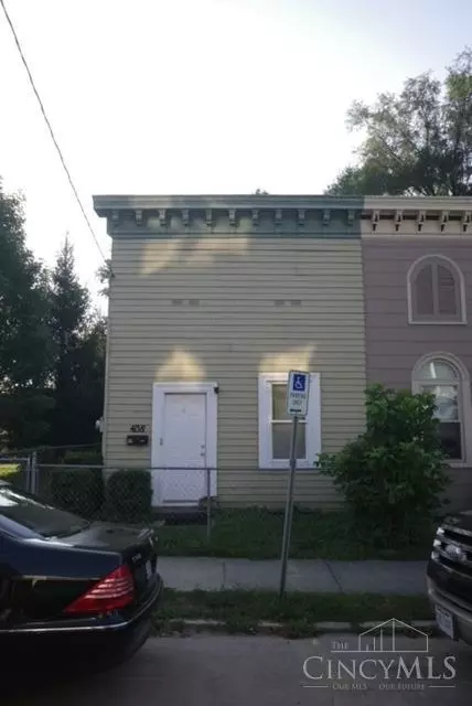 4138 Lakeman St, Cincinnati, OH 45223