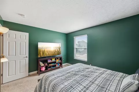 Bedroom - 861 Anson Dr, Cincinnati, OH 45245 photo 4 of 6