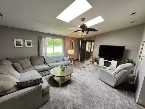 4263 Jones Ln, Cincinnati, OH 45244 photo 8