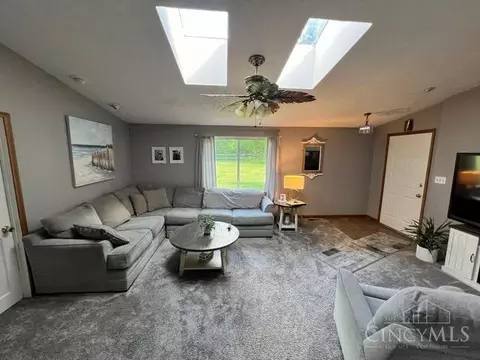 4263 Jones Ln, Cincinnati, OH 45244 photo 9