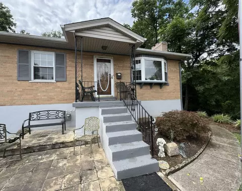 Exterior - 813 Lory Ln, Reading, OH 45215 photo 3 of 7