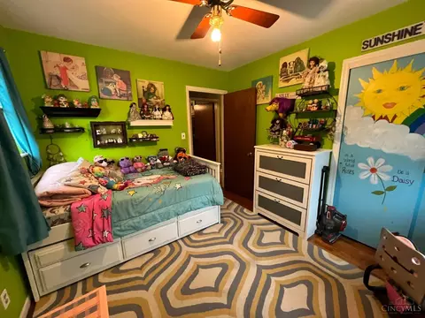 Bedroom - 813 Lory Ln, Reading, OH 45215 photo 4 of 5