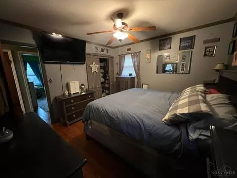 Bedroom - 813 Lory Ln, Reading, OH 45215 photo 2 of 5