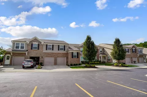 426 Heritage Sq, Harrison, OH 45030 photo 2