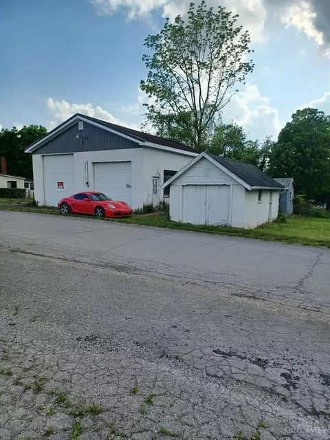 533 Walnut St, Hillsboro, OH 45133