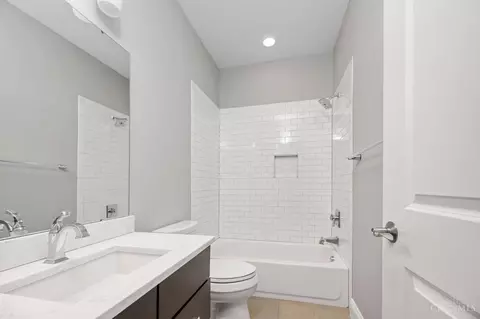 2574 Villa Ln, Cincinnati, OH 45208 photo 21